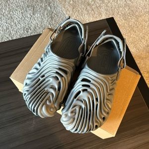 Crocs Pollex Clog by Salehe Bembury Niagara
